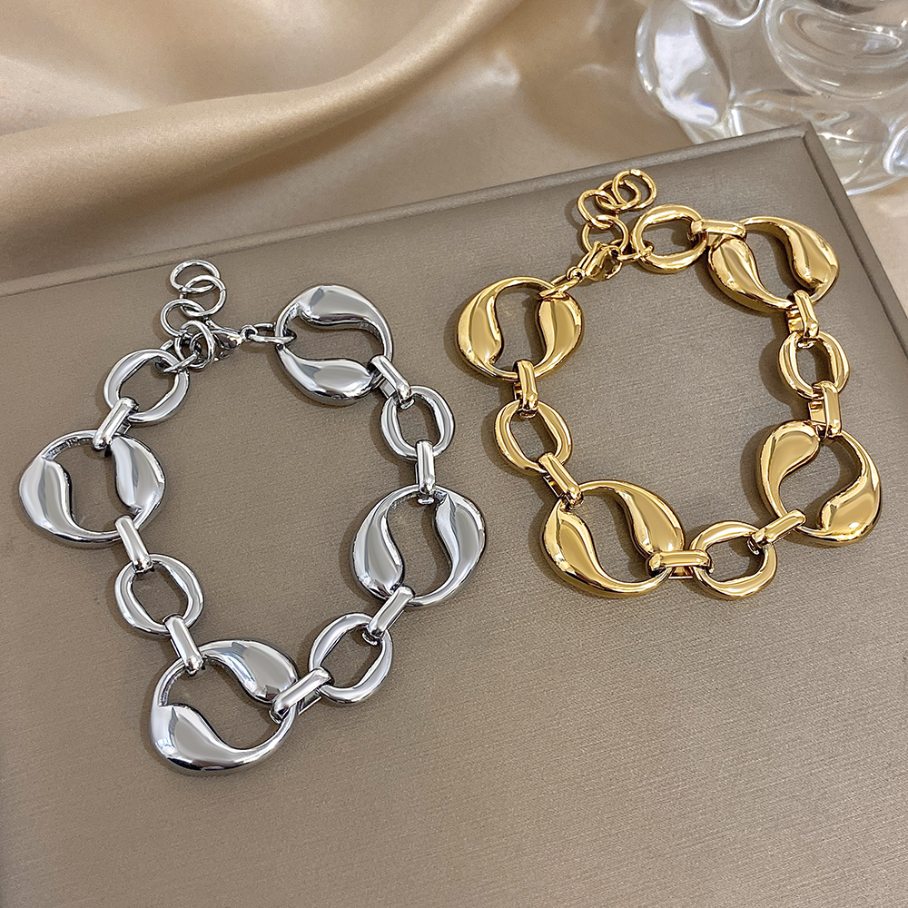 Stainless Steel Chunky Thick C - مراجعة Street Fashion Mood وسعره