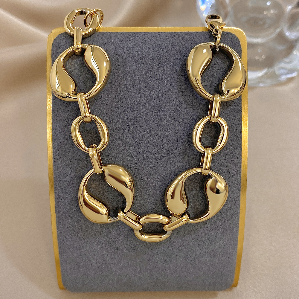 Stainless Steel Chunky Thick C - مراجعة Street Fashion Mood وسعره