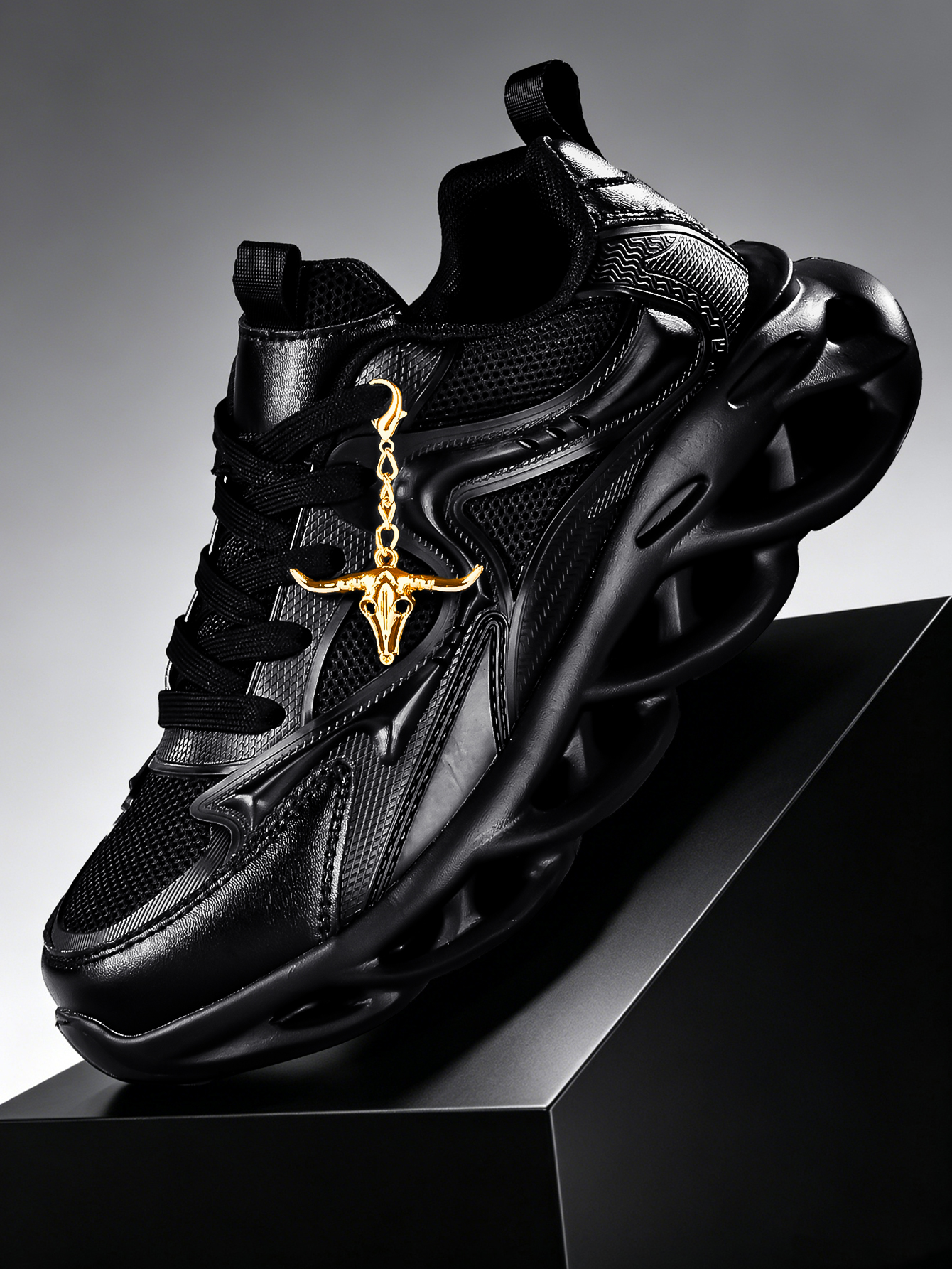 Women's Black Platform Sneaker - مراجعة Street Fashion Designers وسعره