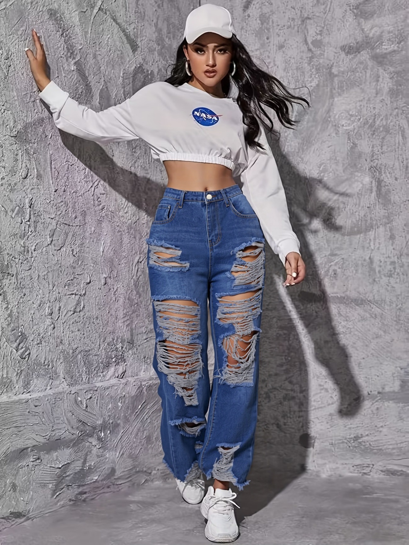 Trendy Women's Ripped Jeans Pa - مراجعة Street Fashion Reviews وسعره