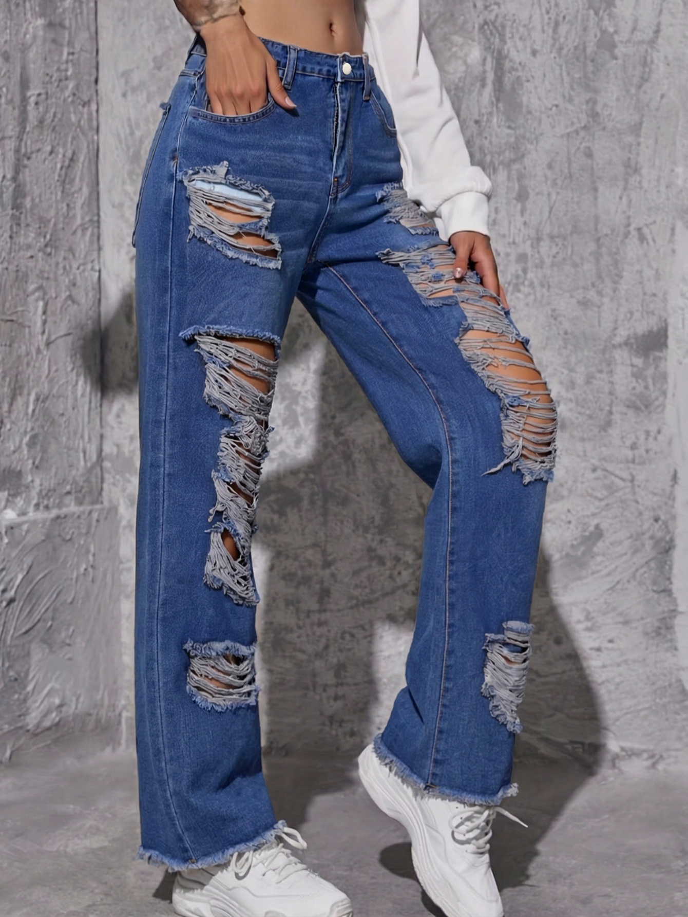 Trendy Women's Ripped Jeans Pa - مراجعة Street Fashion Reviews وسعره