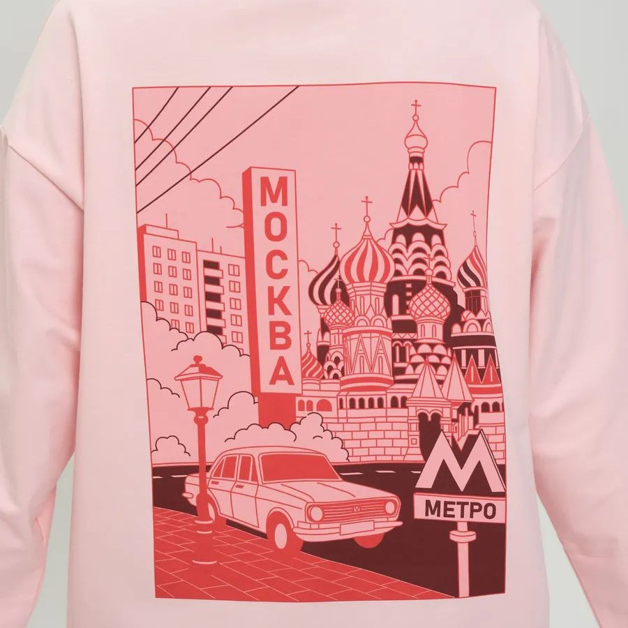Moscow Cityscape Print Long Sl - مراجعة Street Fashion Moscow وسعره
