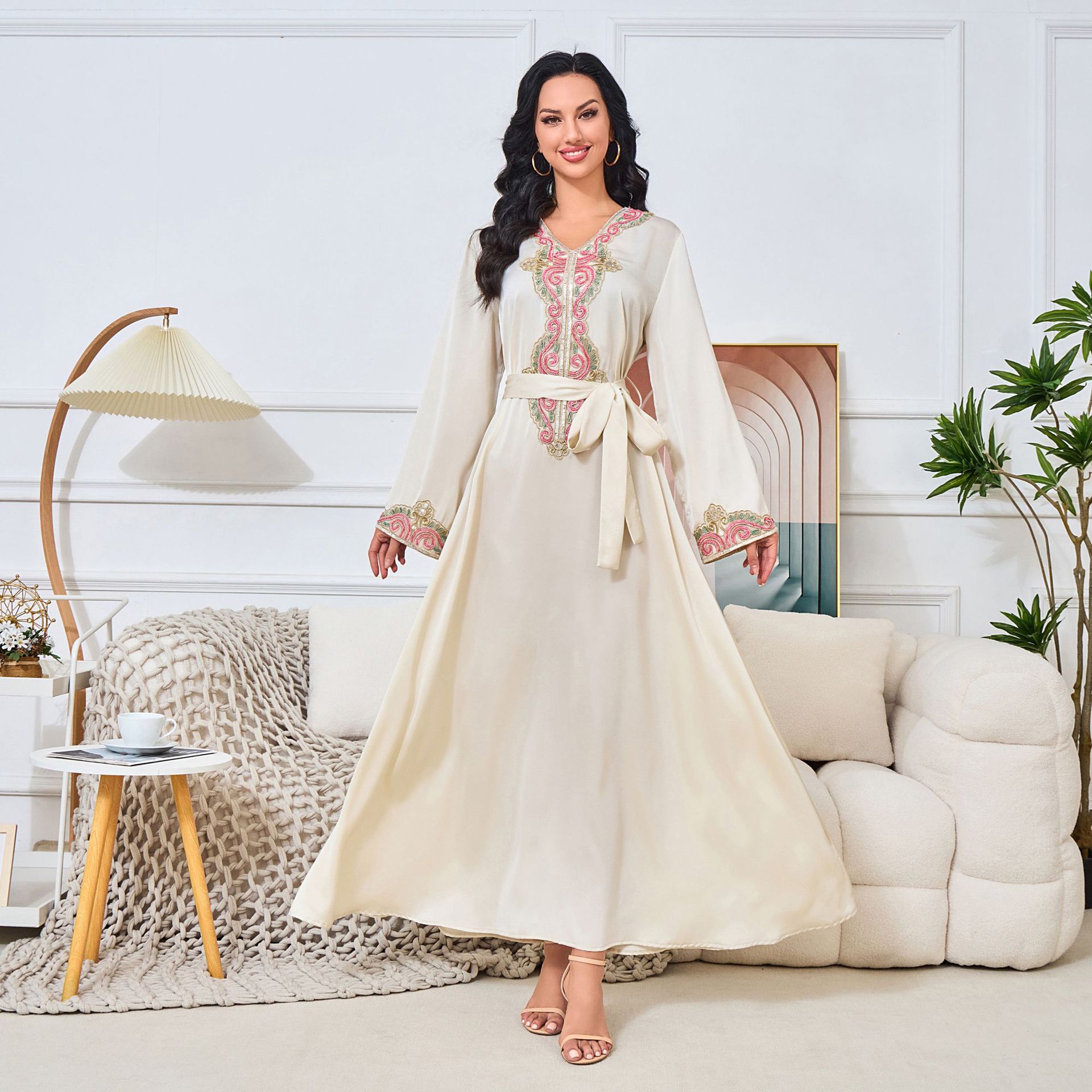 Arabian Clothing Beaded Embroi - مراجعة Street Fashion Dubai وسعره