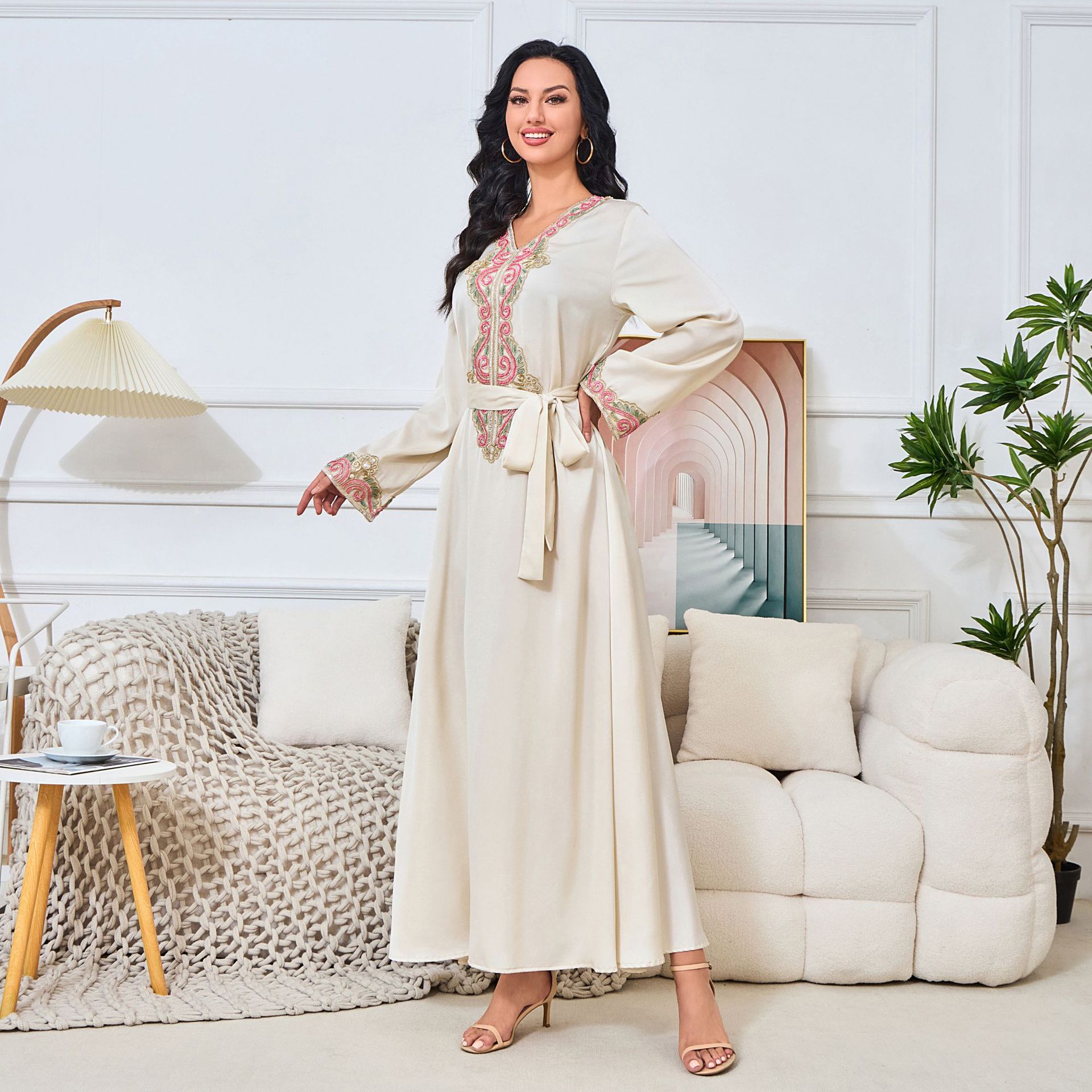 Arabian Clothing Beaded Embroi - مراجعة Street Fashion Dubai وسعره