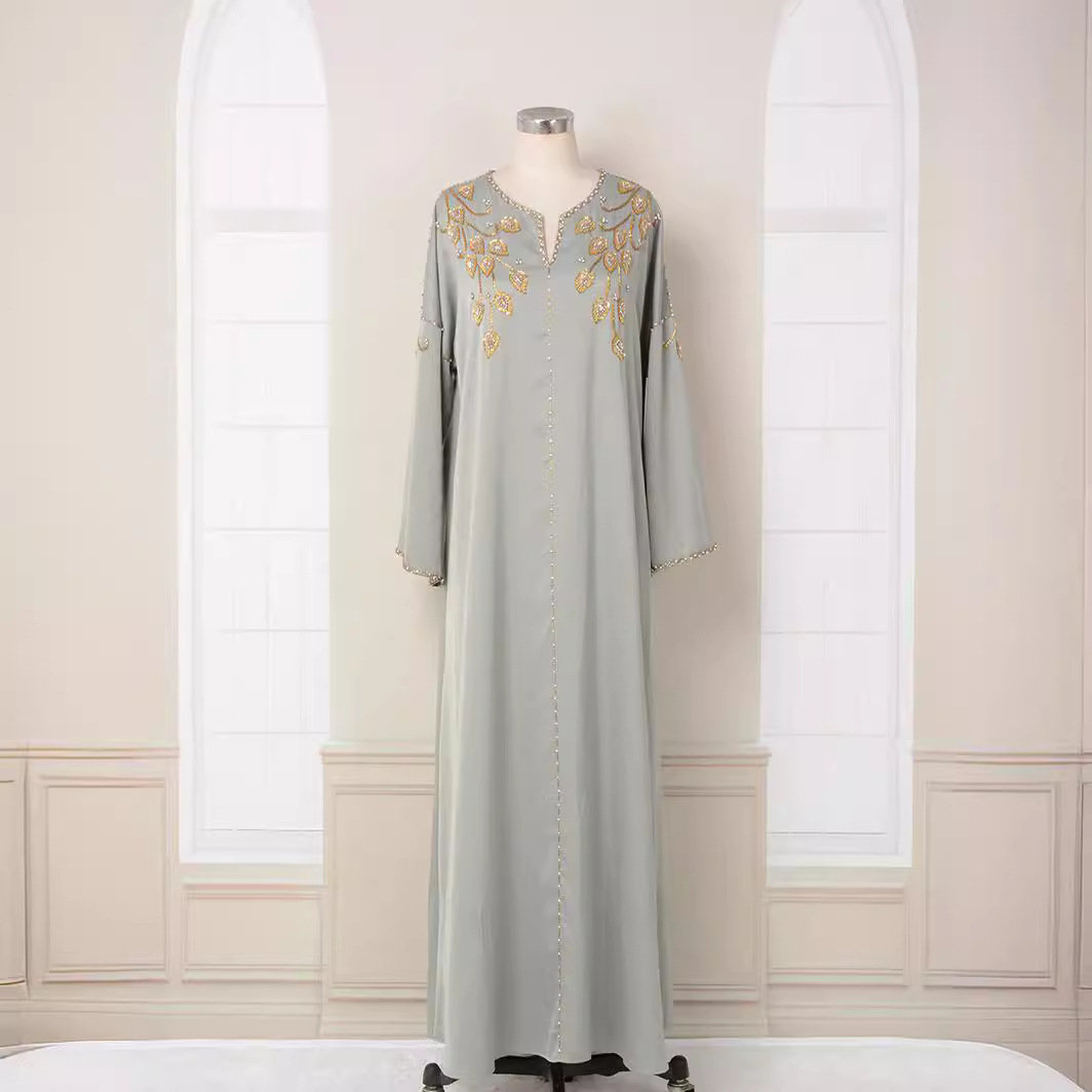 Heavy Industry Hand-sewn Bead  - مراجعة Street Fashion Dubai وسعره