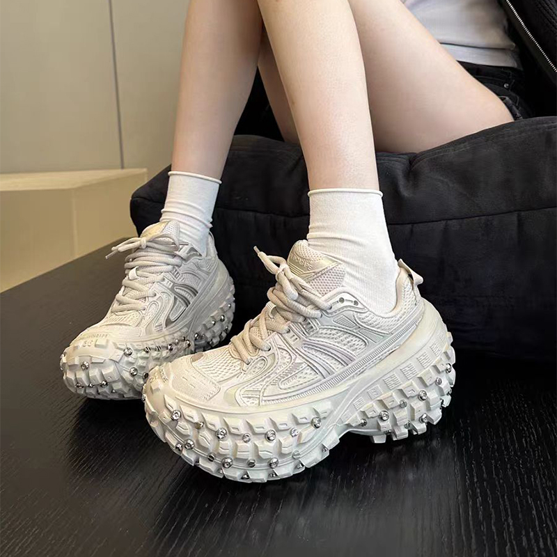 2026 New Women's Shoes Street  - مراجعة Street Fashion Designers وسعره