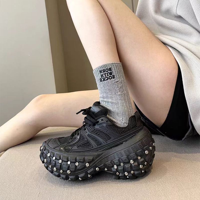 2026 New Women's Shoes Street  - مراجعة Street Fashion Designers وسعره
