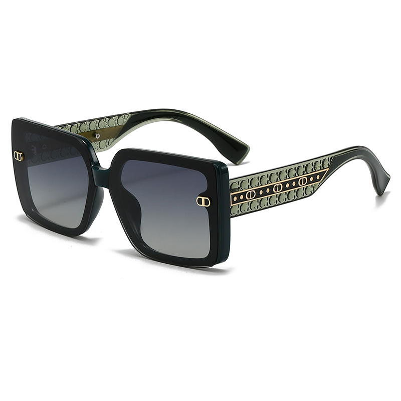 Retro Minimalist Large Frame F - مراجعة Street Fashion Photography وسعره