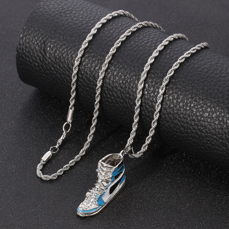 Mini Hip-Hop Sneaker Pendant N - مراجعة Fashion Street Singapore وسعره
