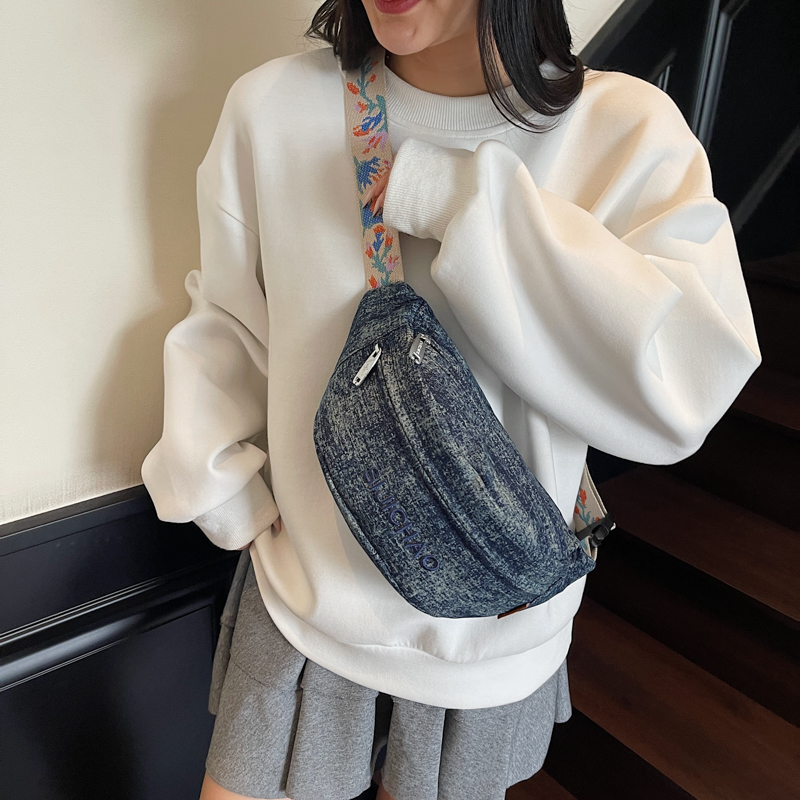 Denim Blue Chest Bags For Wome - مراجعة Street Fashion Mood وسعره