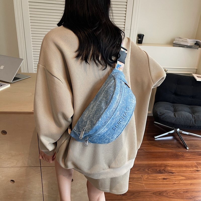 Denim Blue Chest Bags For Wome - مراجعة Street Fashion Mood وسعره